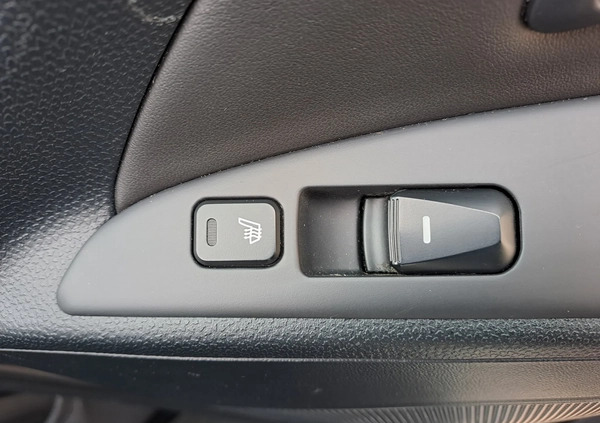 Hyundai ix35 cena 25900 przebieg: 242363, rok produkcji 2011 z Kielce małe 352